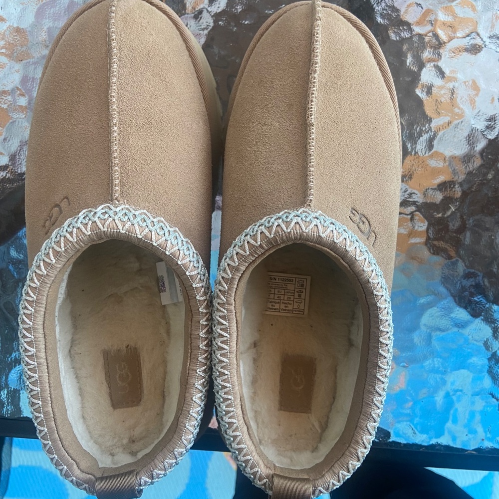 Ugh tazz slippers